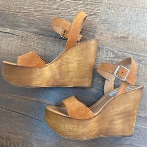 Steve Madden Camel Suede Leather Wedges